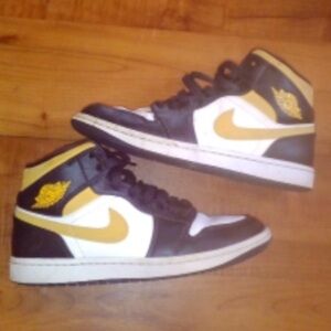 Nike Jordan 1’s